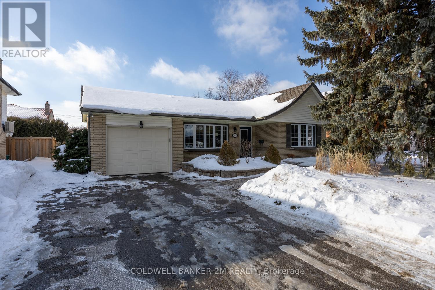 768 FERNDALE STREET, Oshawa, Ontario