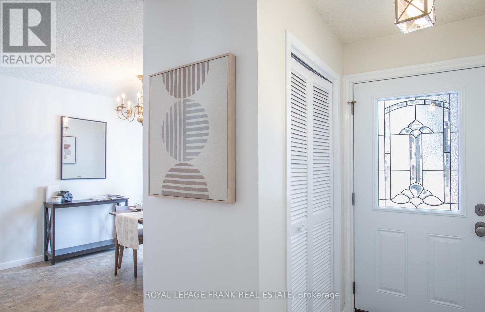 1982 Valley Farm Road, Pickering, Ontario  L1V 1X8 - Photo 2 - E12757640