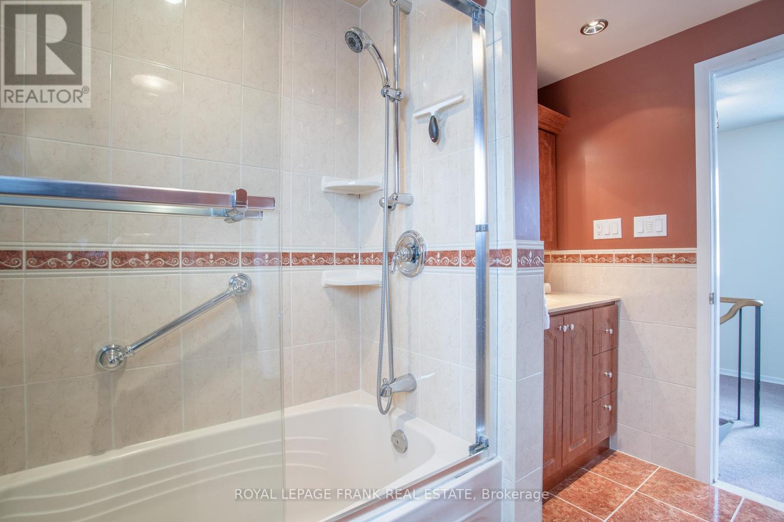 1982 Valley Farm Road, Pickering, Ontario  L1V 1X8 - Photo 27 - E12757640