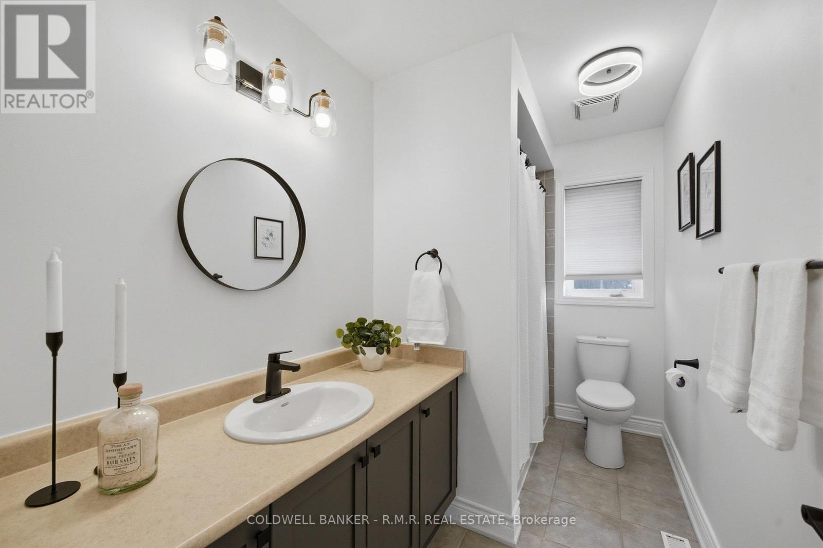 82 Vipond Road, Whitby, Ontario  L1M 2P2 - Photo 23 - E12757860