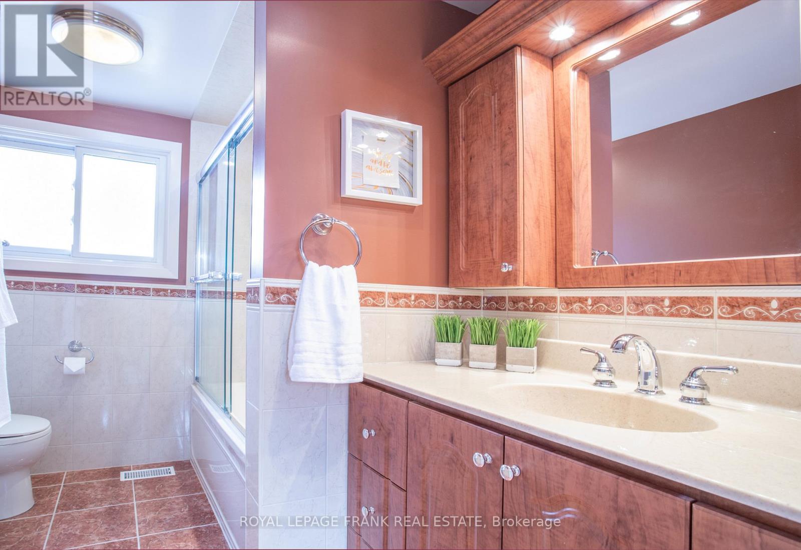 1982 Valley Farm Road, Pickering, Ontario  L1V 1X8 - Photo 26 - E12757640