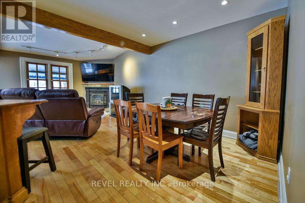 184 Hemlock Street, Timmins (Tne - Hill District), Ontario  P4N 6S6 - Photo 11 - T12757004