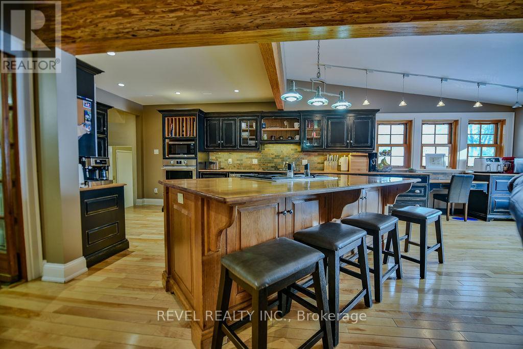 184 Hemlock Street, Timmins (Tne - Hill District), Ontario  P4N 6S6 - Photo 4 - T12757004