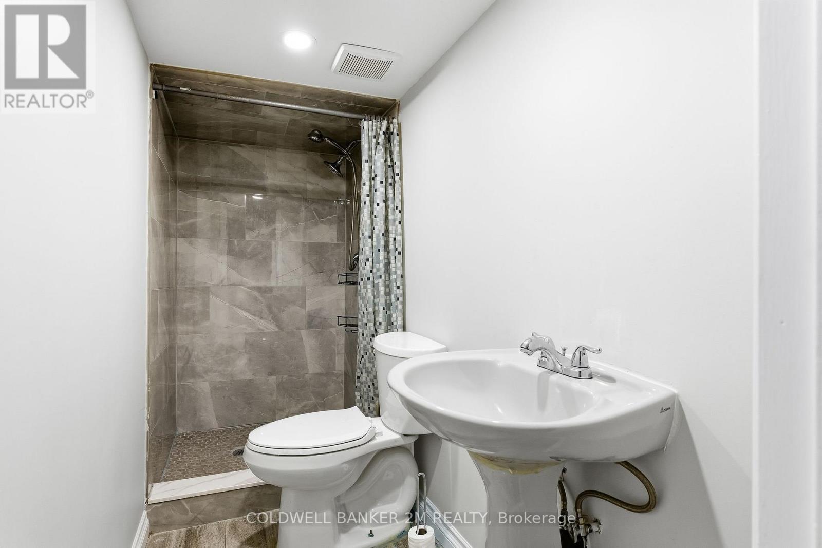 34 Jermyn Street, Whitby, Ontario  L1N 5M5 - Photo 24 - E12758248