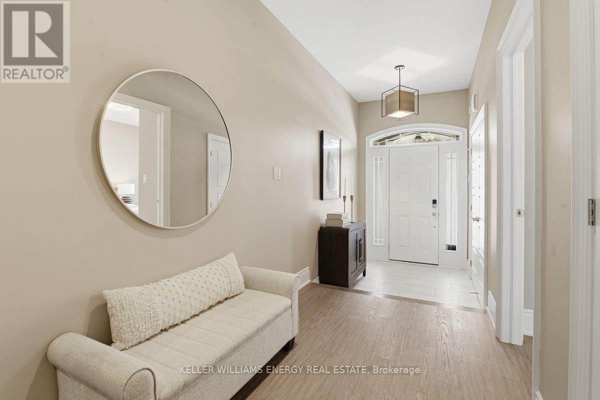 605 George Reynolds Drive, Clarington, Ontario  L1E 0A8 - Photo 5 - E12758282