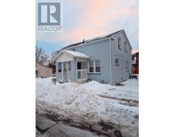 164 CENTRE STREET N, Oshawa, Ontario