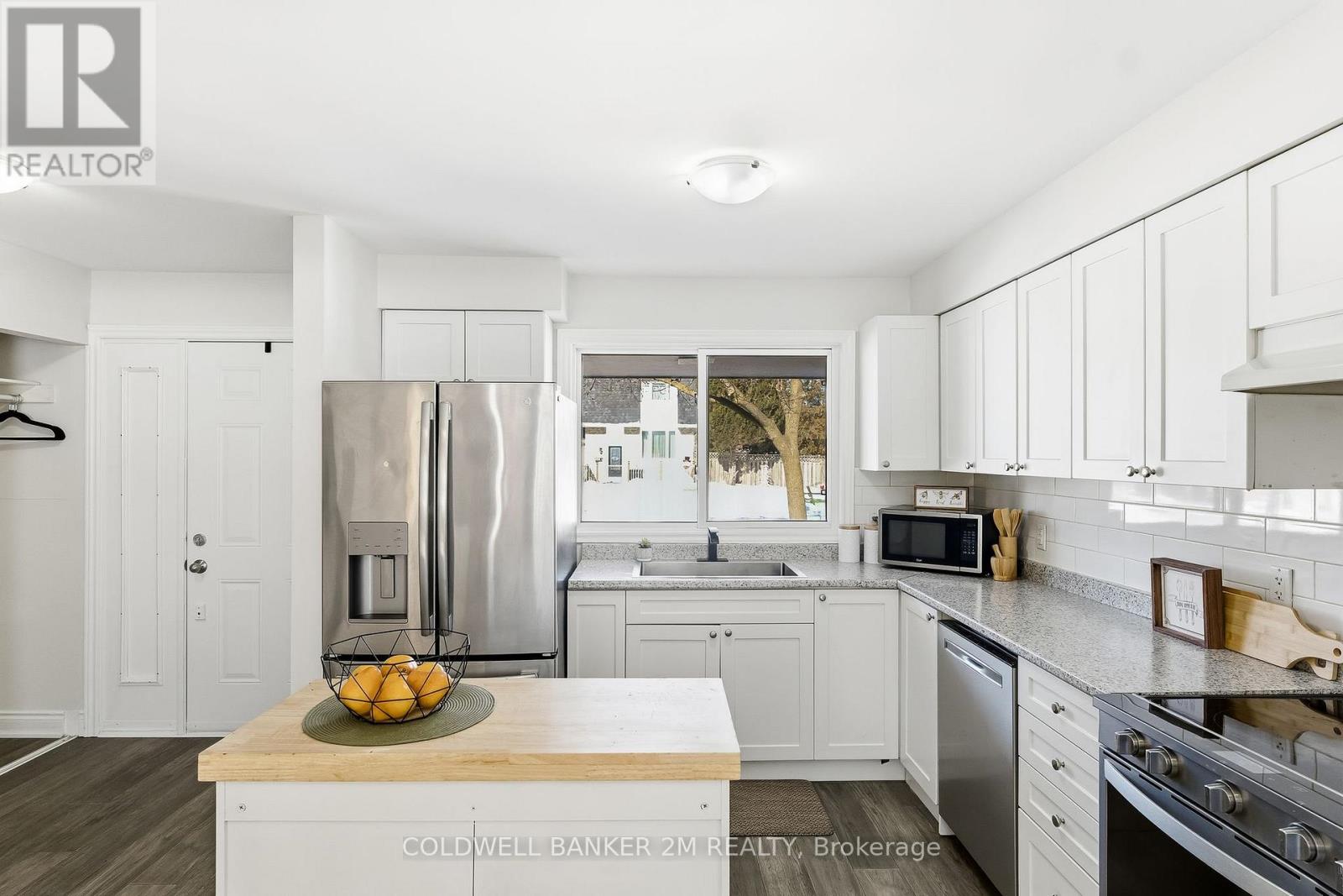 34 Jermyn Street, Whitby, Ontario  L1N 5M5 - Photo 8 - E12758248