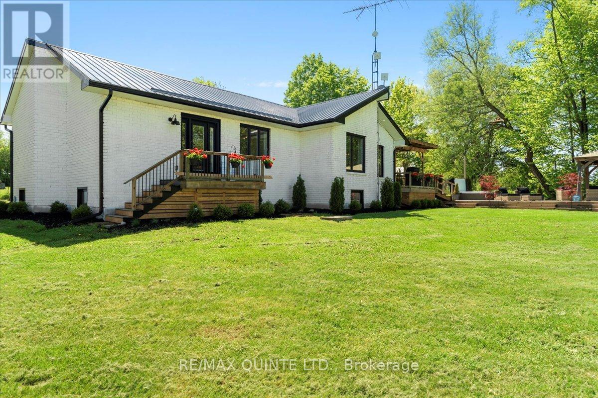 1406 County Road 12, Prince Edward County, Ontario  K0K 2T0 - Photo 37 - X12167040