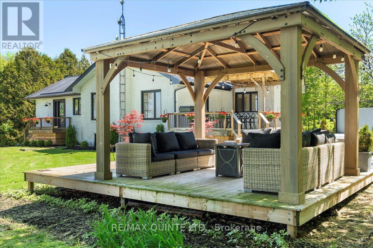 1406 County Road 12, Prince Edward County, Ontario  K0K 2T0 - Photo 39 - X12167040