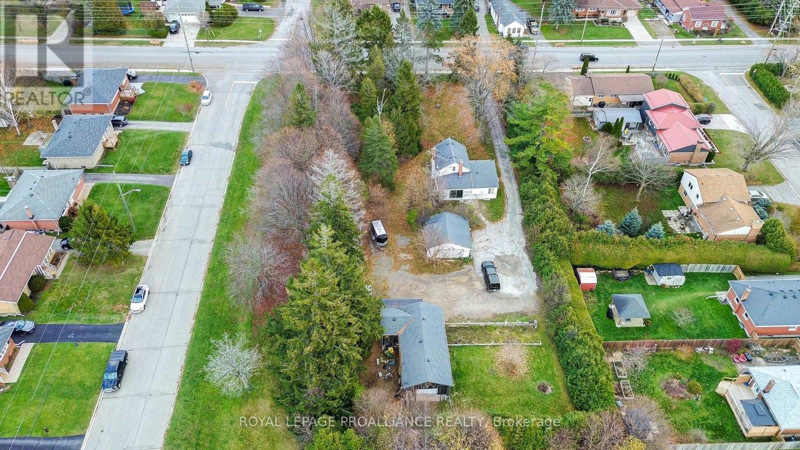 198 Victoria Street N, Port Hope, Ontario  L1A 3N3 - Photo 15 - X12476384