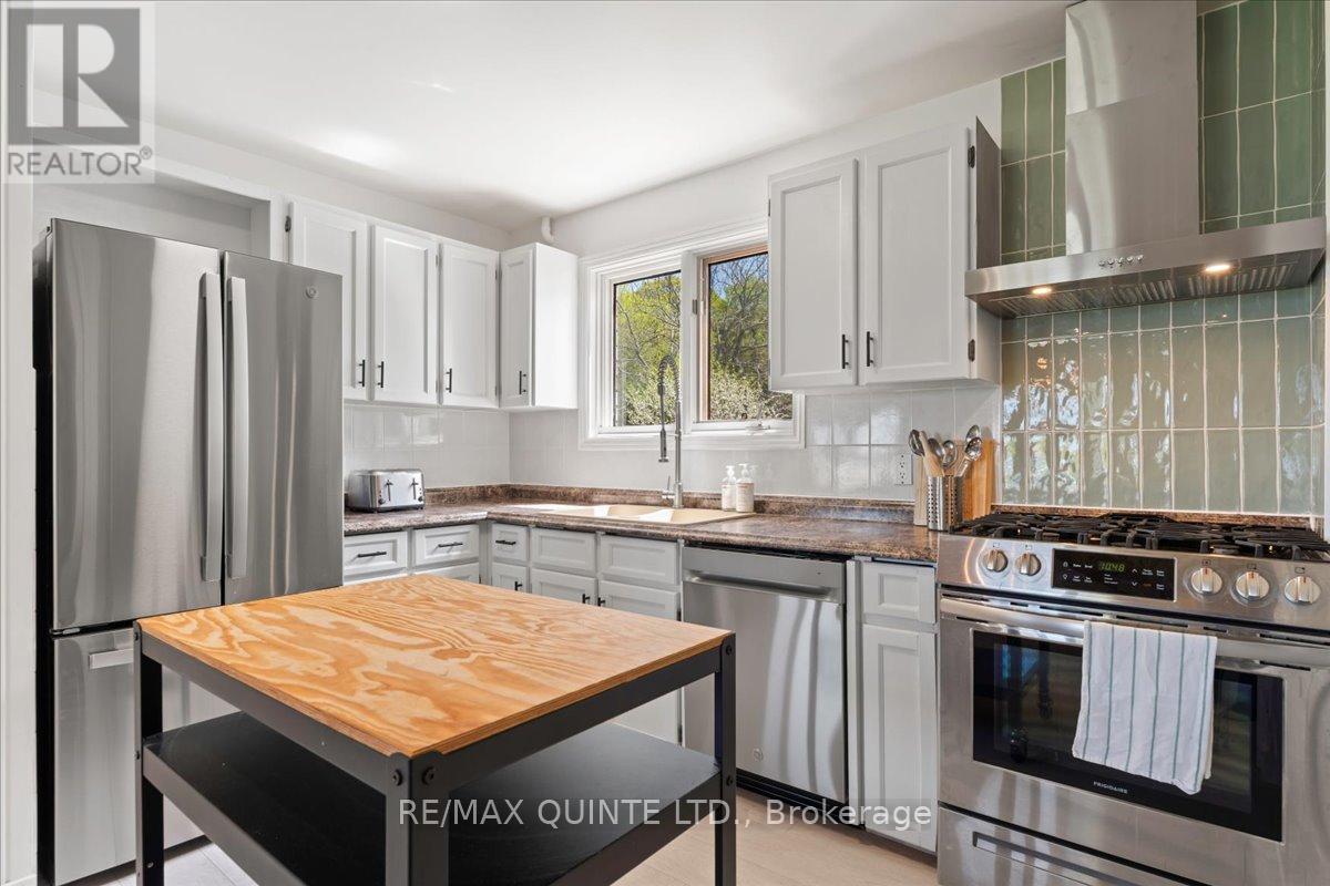 1406 County Road 12, Prince Edward County, Ontario  K0K 2T0 - Photo 8 - X12167040