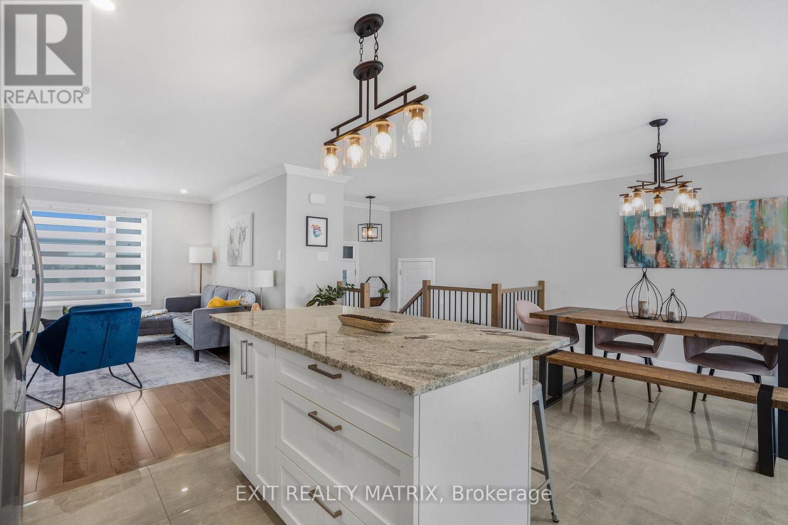 680 Roxane Crescent, Hawkesbury, Ontario  K6A 3W8 - Photo 11 - X12758710