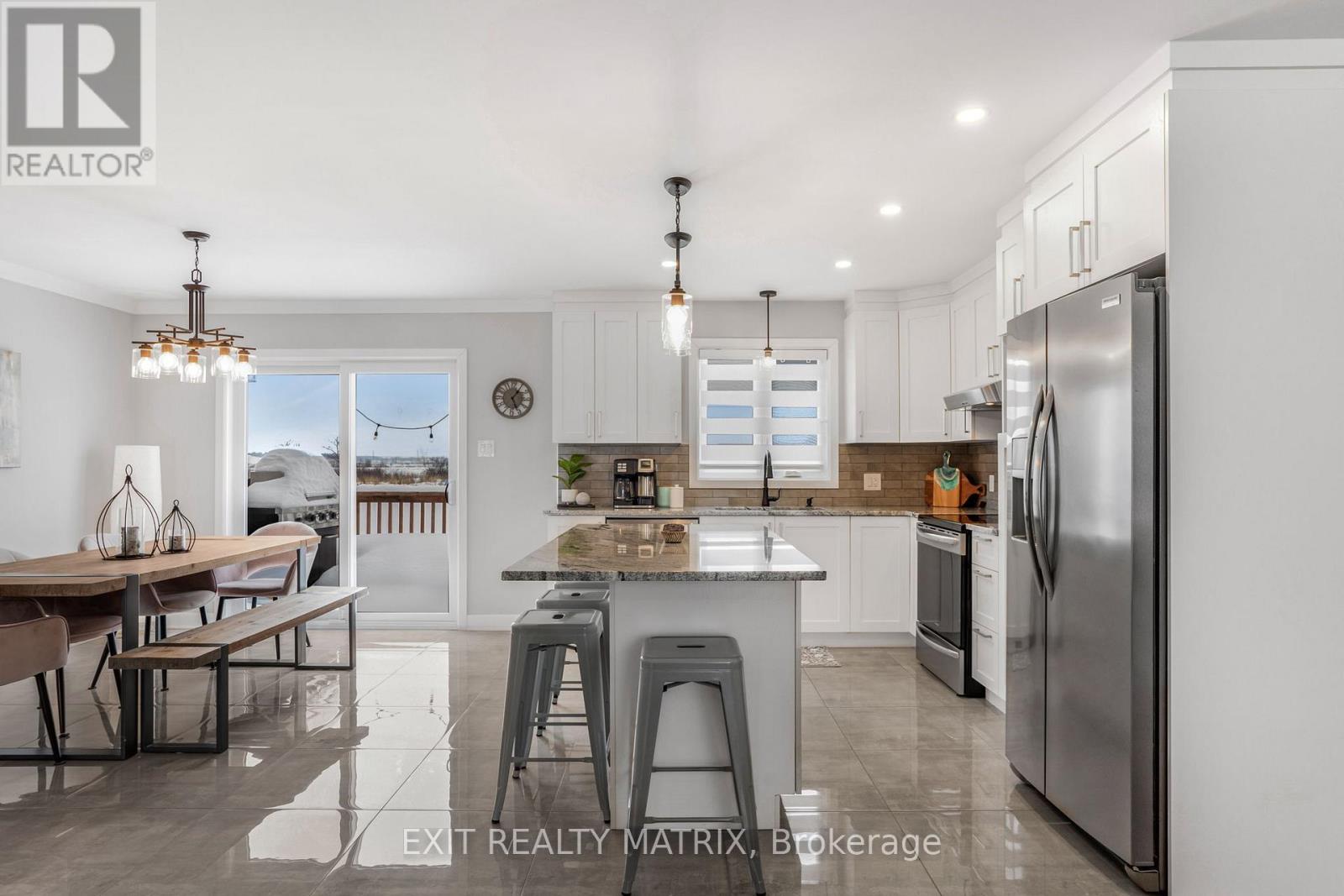 680 Roxane Crescent, Hawkesbury, Ontario  K6A 3W8 - Photo 9 - X12758710