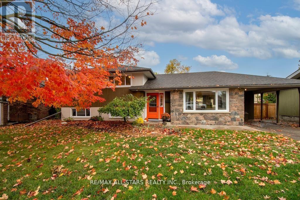 112 Adelaide Street N, Kawartha Lakes (Lindsay), Ontario  K9V 4L9 - Photo 3 - X12756860