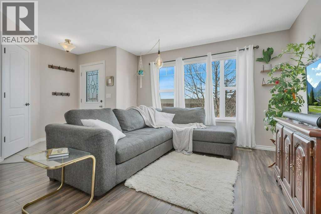 4828 43 Street, Sylvan Lake, Alberta  T4S 1M2 - Photo 6 - A2283724