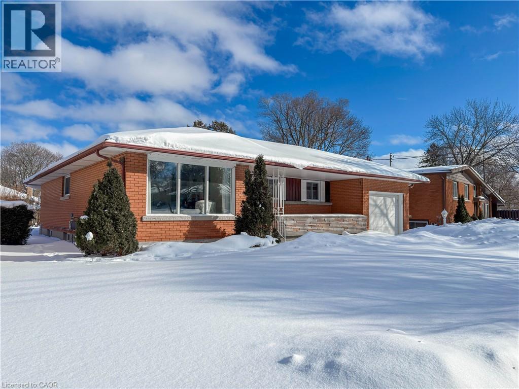 91 Massey Avenue, Kitchener, Ontario  N2C 1M4 - Photo 1 - 40802754
