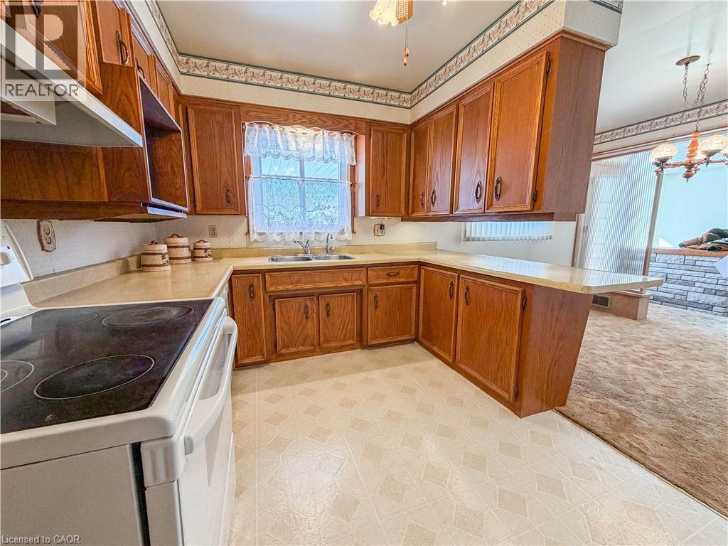 91 Massey Avenue, Kitchener, Ontario  N2C 1M4 - Photo 11 - 40802754