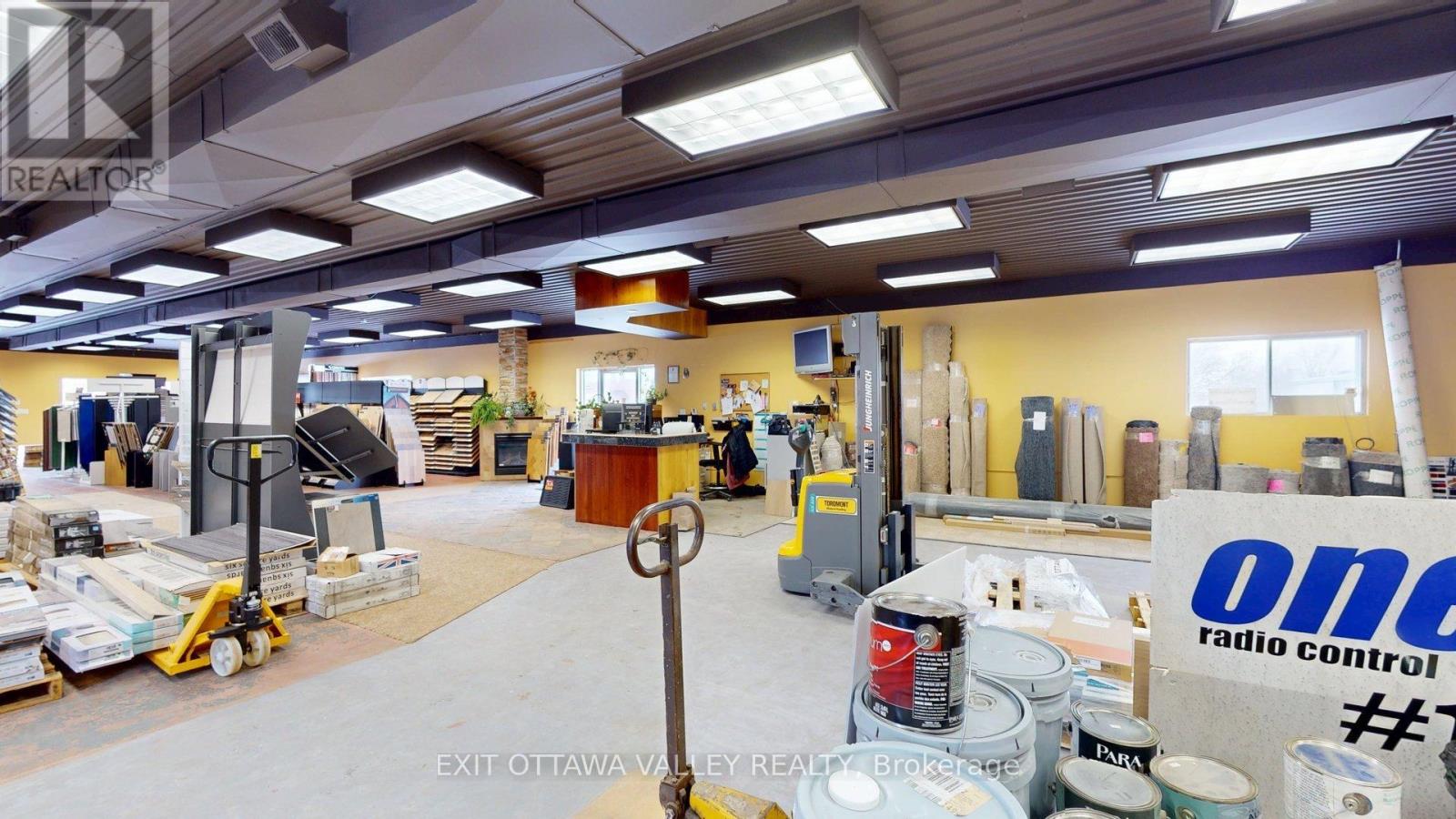 179 Agnes Street, Pembroke, Ontario  K8A 0C7 - Photo 9 - X12732358