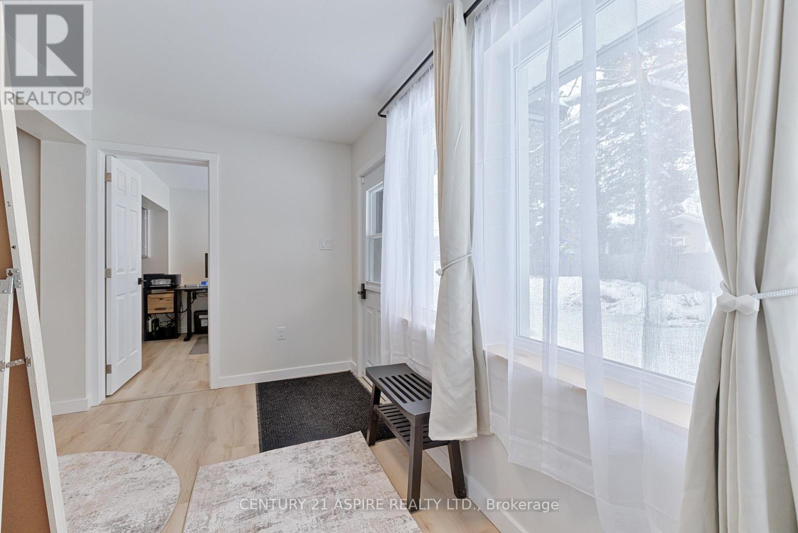 31 East Street E, Petawawa, Ontario  K8H 2N7 - Photo 11 - X12758056