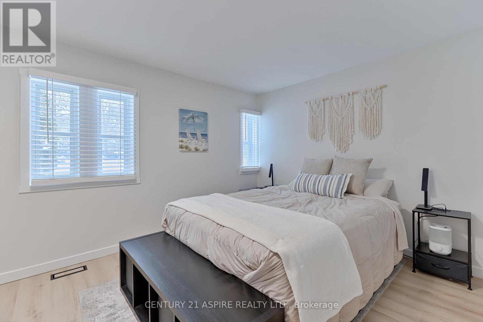 31 East Street E, Petawawa, Ontario  K8H 2N7 - Photo 21 - X12758056