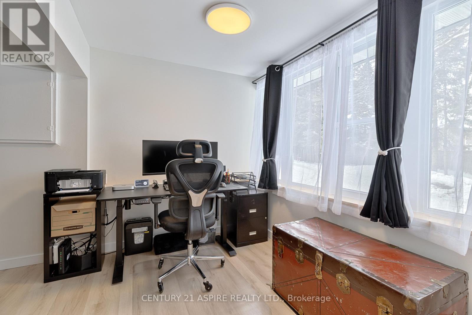 31 East Street E, Petawawa, Ontario  K8H 2N7 - Photo 24 - X12758056