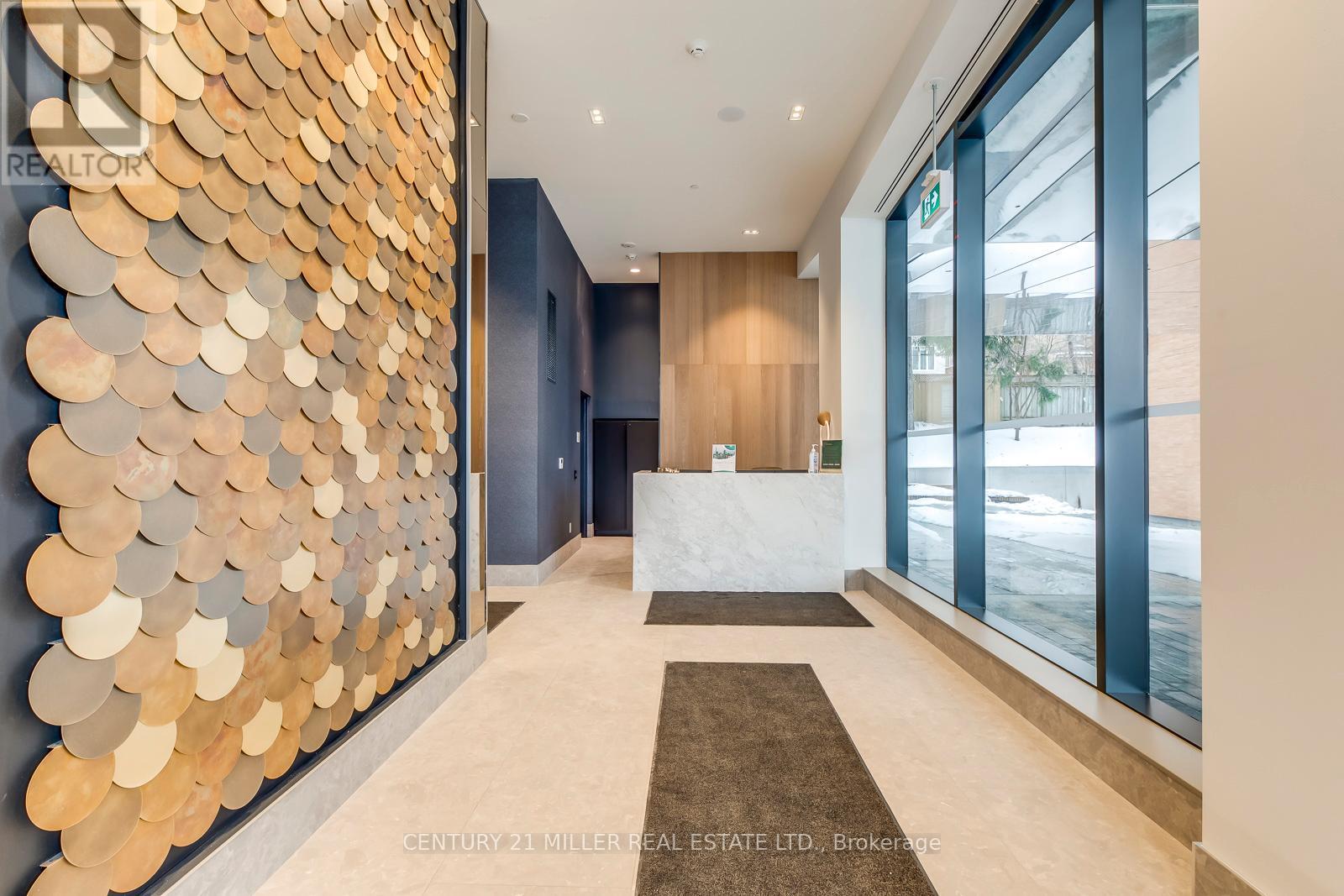 307 - 1720 Bayview Avenue, Toronto, Ontario  M4G 0E5 - Photo 2 - C12758790