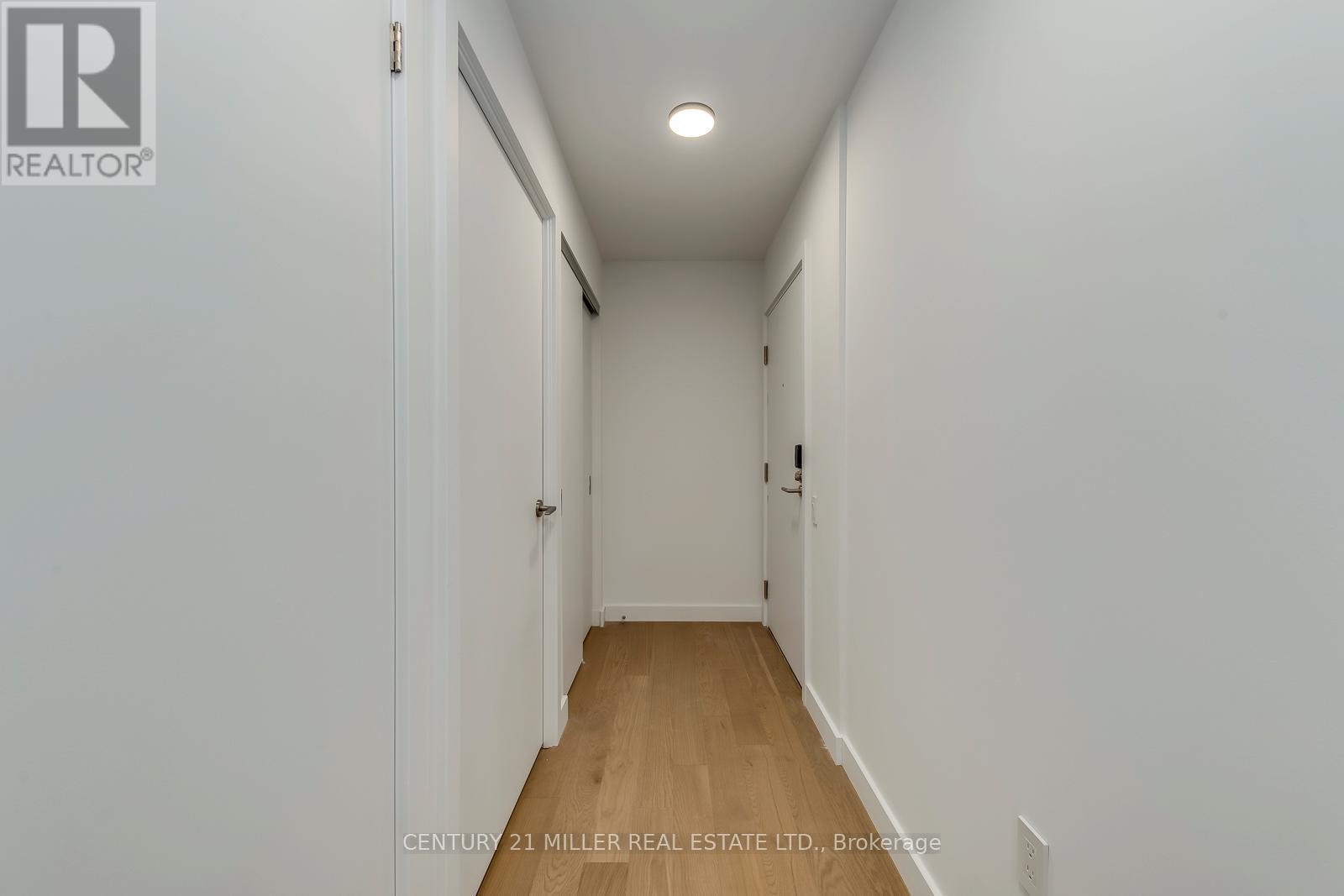 307 - 1720 Bayview Avenue, Toronto, Ontario  M4G 0E5 - Photo 3 - C12758790