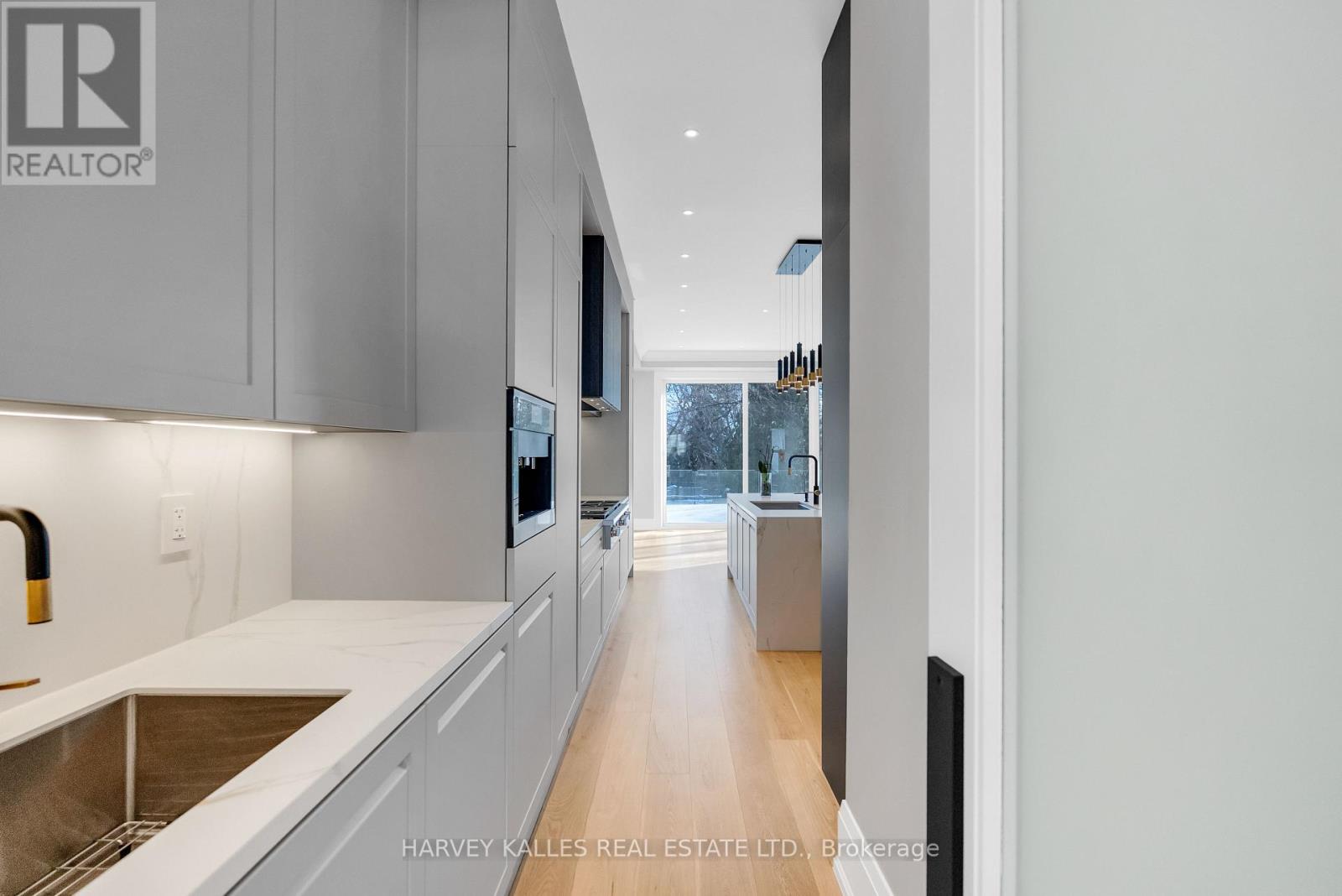 127 Joicey Boulevard, Toronto, Ontario  M5M 2T8 - Photo 19 - C12758806