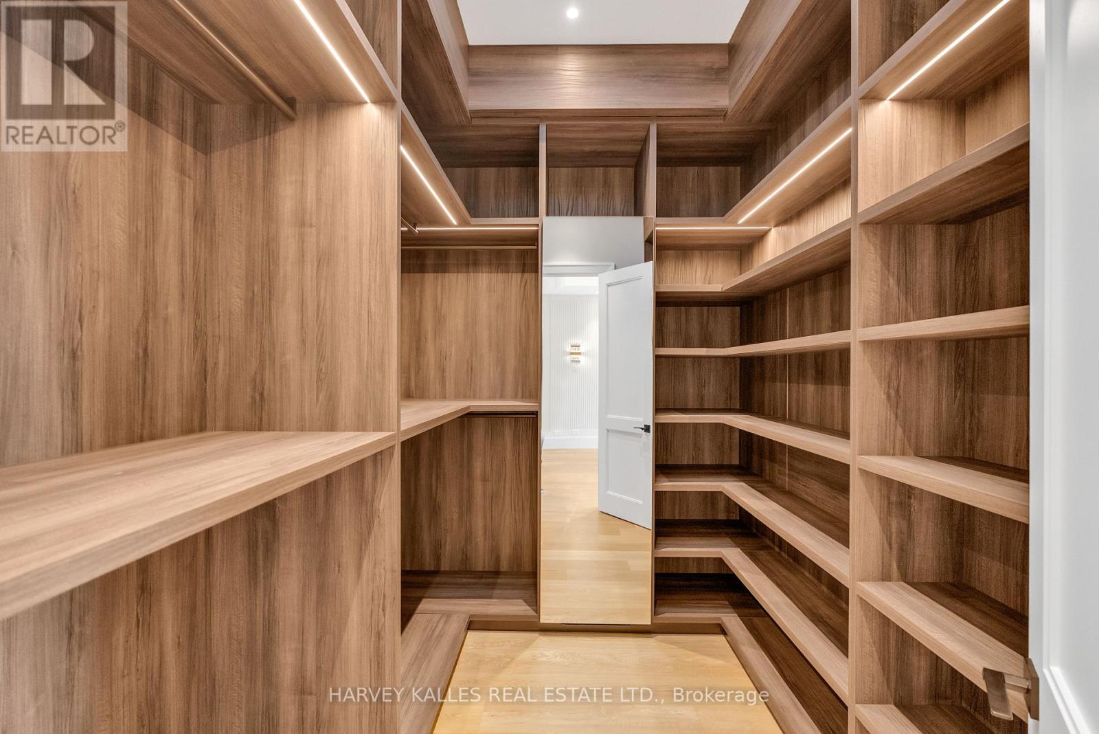 127 Joicey Boulevard, Toronto, Ontario  M5M 2T8 - Photo 28 - C12758806