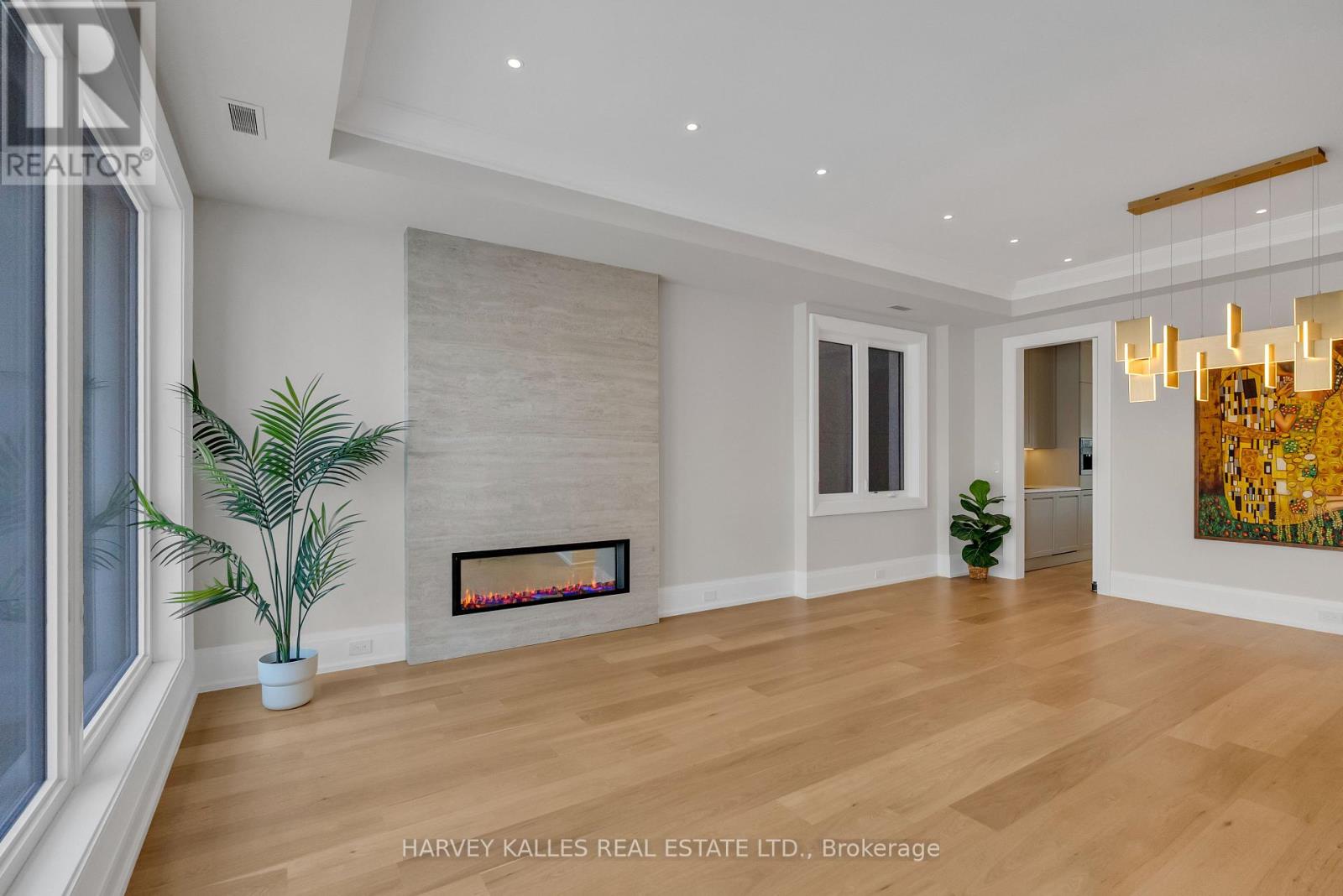 127 Joicey Boulevard, Toronto, Ontario  M5M 2T8 - Photo 7 - C12758806