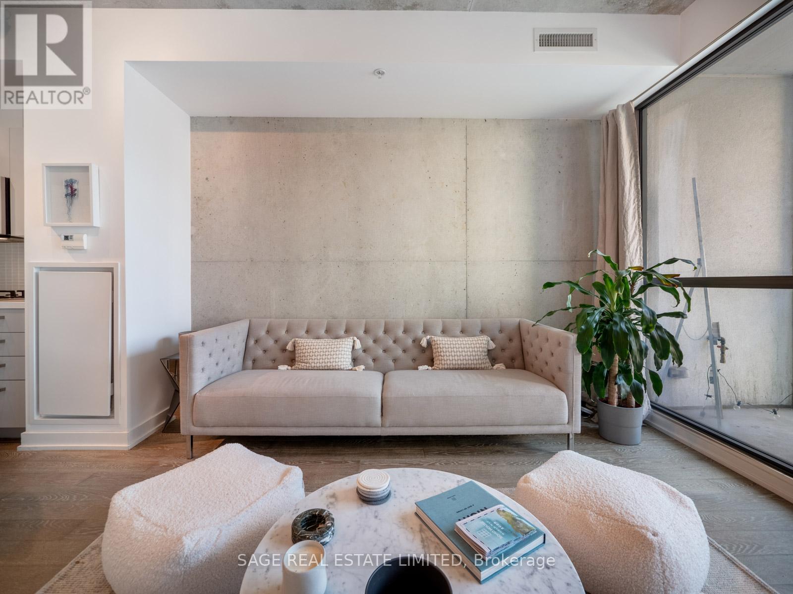 406 - 39 Brant Street, Toronto, Ontario  M5V 0M8 - Photo 18 - C12758868