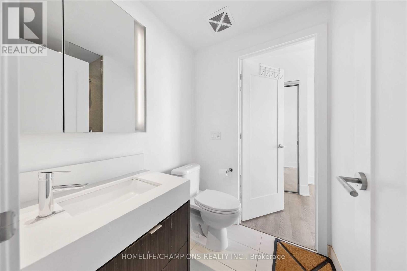 3710 - 10 York Street, Toronto, Ontario  M5J 0E1 - Photo 18 - C12758954