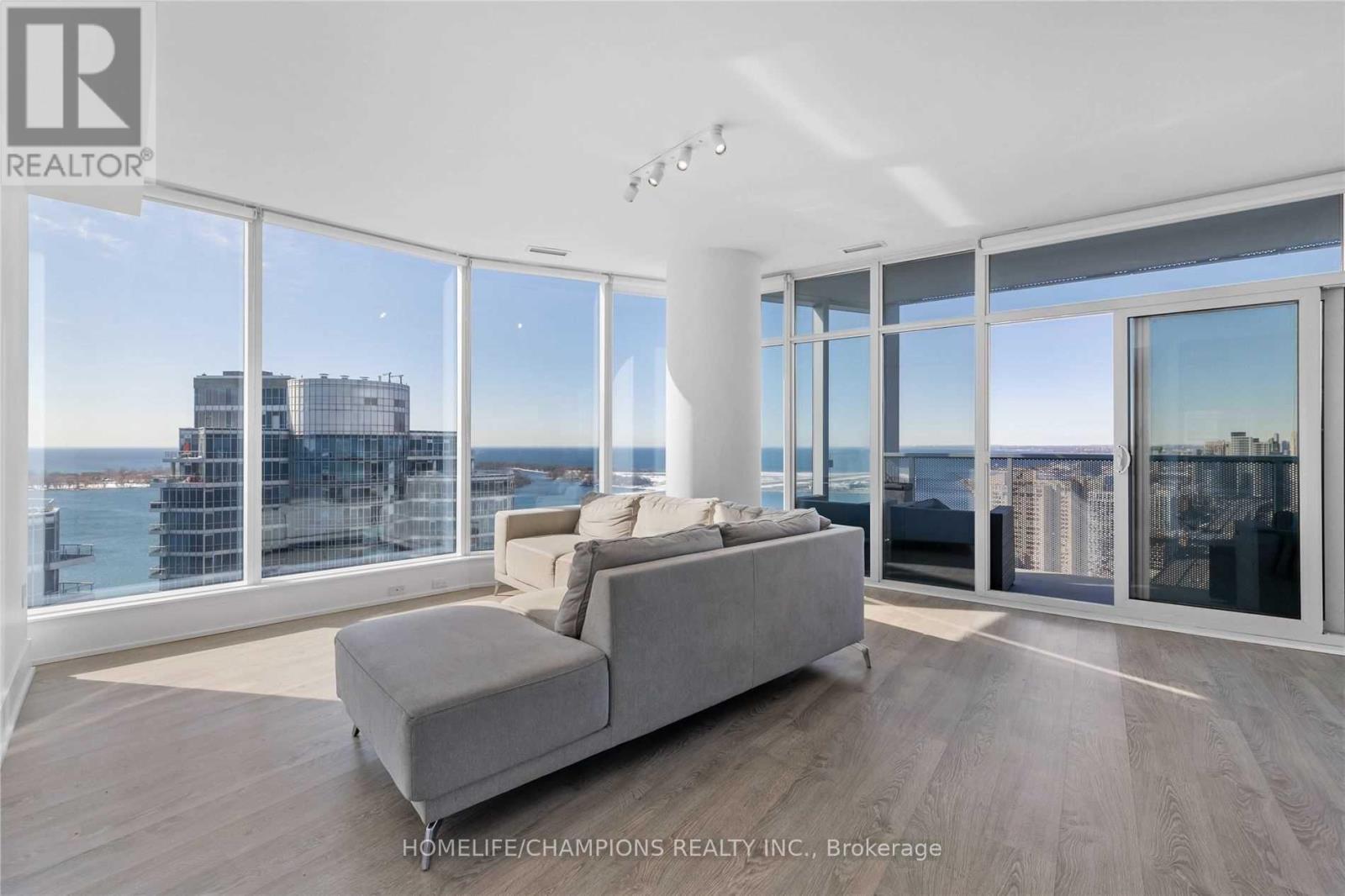 3710 - 10 York Street, Toronto, Ontario  M5J 0E1 - Photo 3 - C12758954