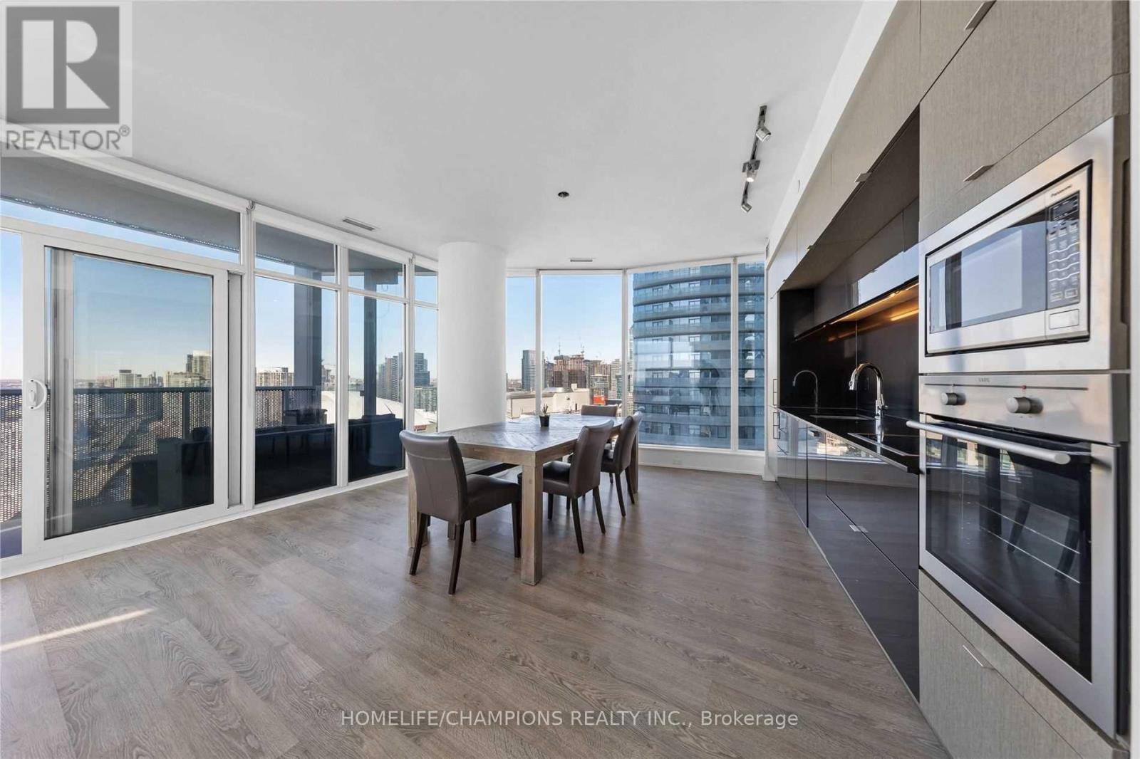 3710 - 10 York Street, Toronto, Ontario  M5J 0E1 - Photo 4 - C12758954