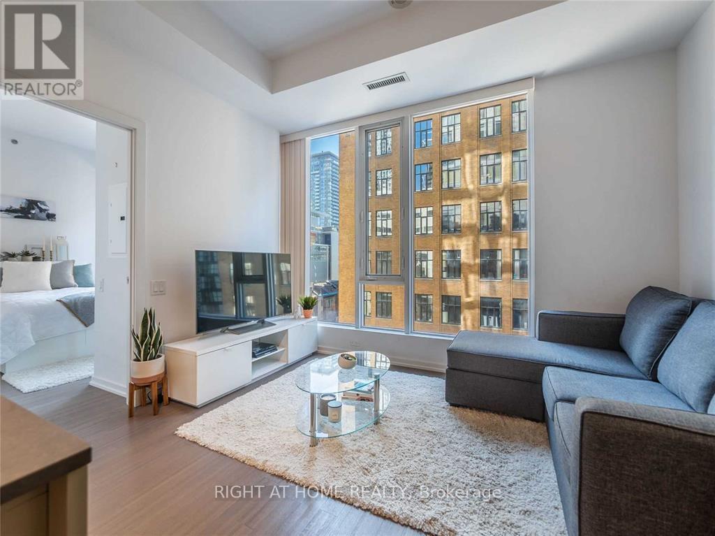 407 - 101 PETER STREET, Toronto, Ontario