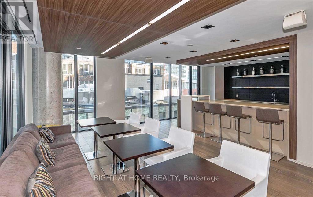 407 - 101 Peter Street, Toronto, Ontario  M5V 2G9 - Photo 21 - C12758982