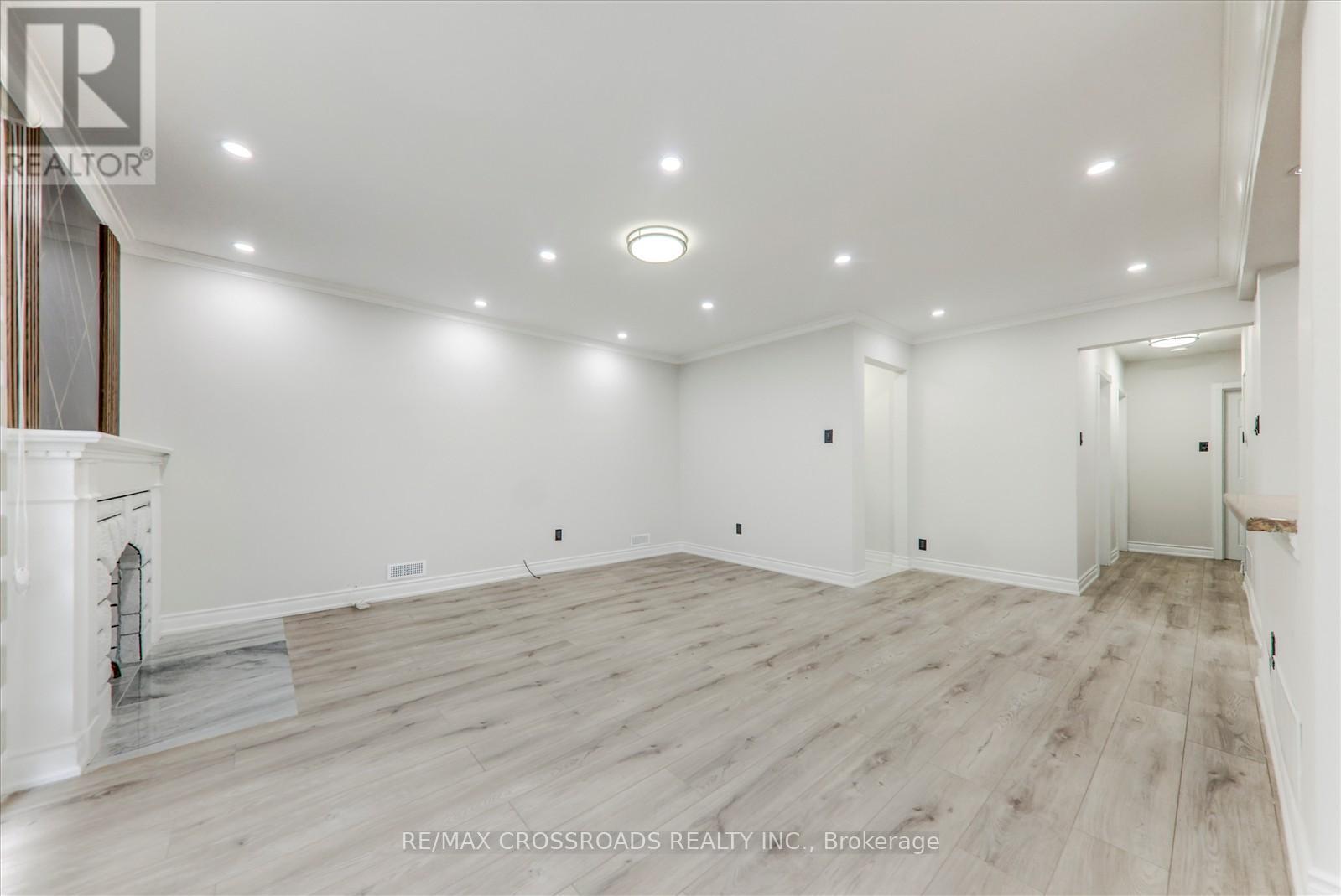 Main Floor - 2 Tangmere Road, Toronto, Ontario  M3B 2N1 - Photo 8 - C12758984