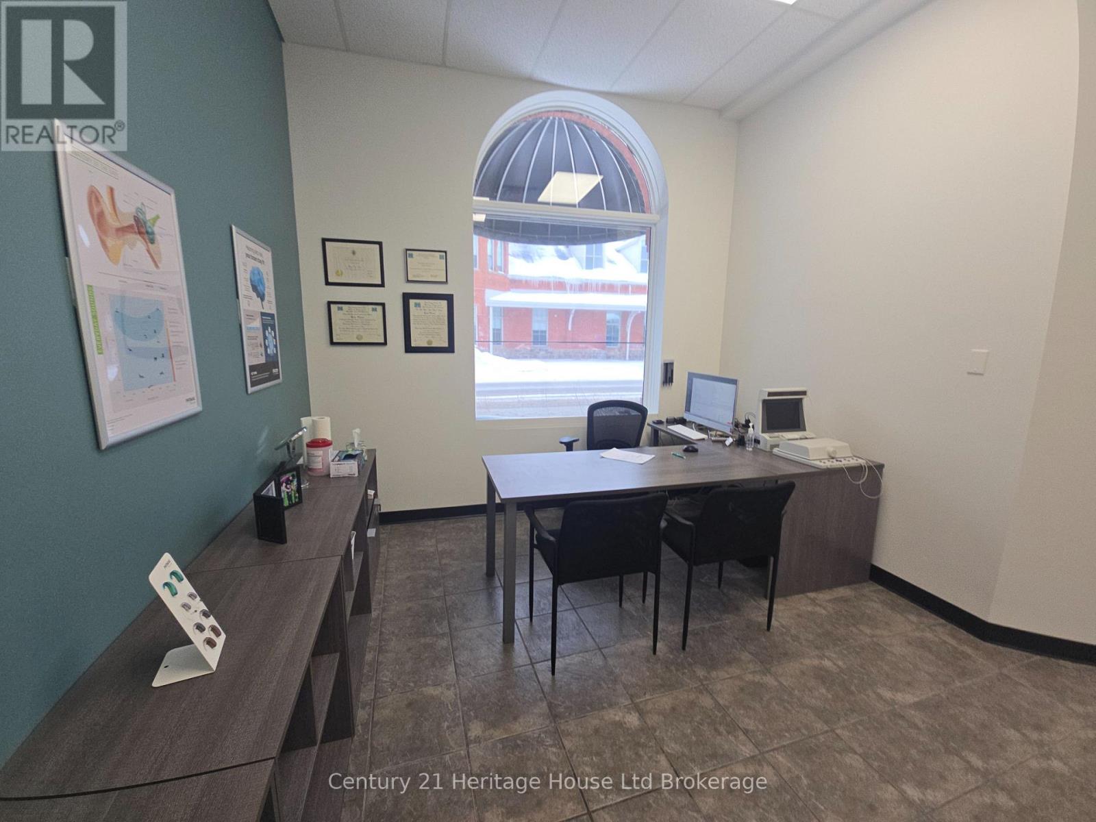 476 Peel Street, Woodstock, Ontario  N4S 1K1 - Photo 6 - X12758638