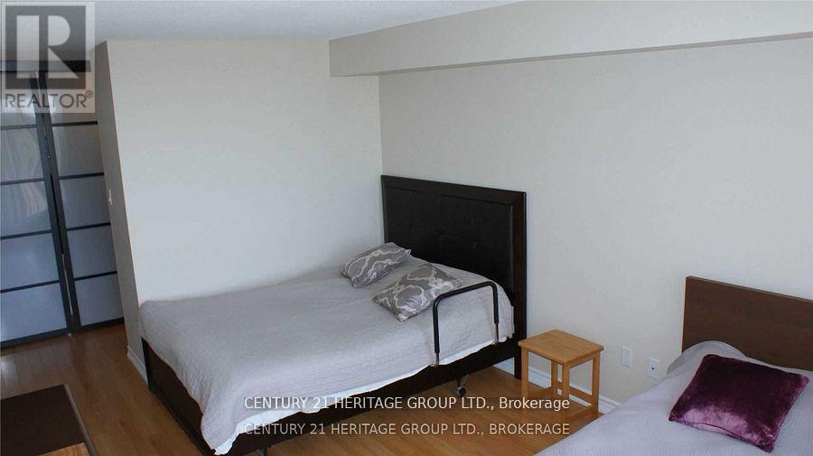 801 - 1500 Grazia Court, Mississauga, Ontario  L4W 4Z9 - Photo 18 - W12756524