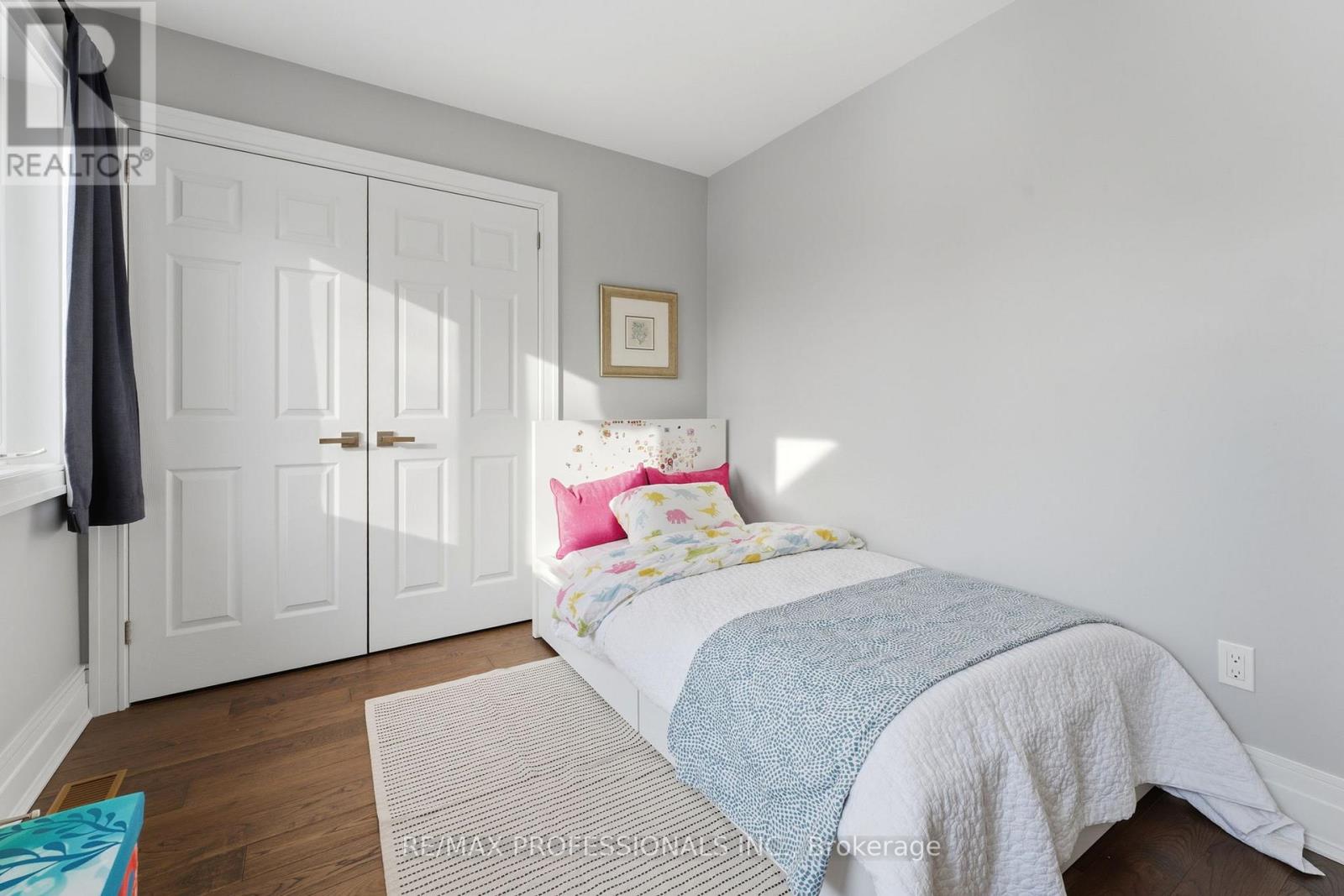 670 Beresford Avenue, Toronto, Ontario  M6S 3C5 - Photo 22 - W12756758