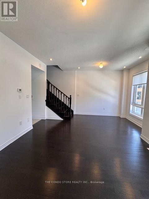 23 Steamboat Way, Whitby, Ontario  L1N 0M6 - Photo 10 - E12758880