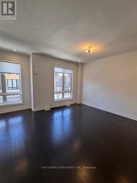 23 Steamboat Way, Whitby, Ontario  L1N 0M6 - Photo 8 - E12758880