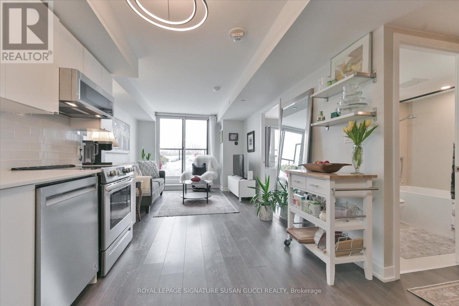 620 - 1401 O'connor Drive, Toronto, Ontario  M4B 2V5 - Photo 7 - E12758994