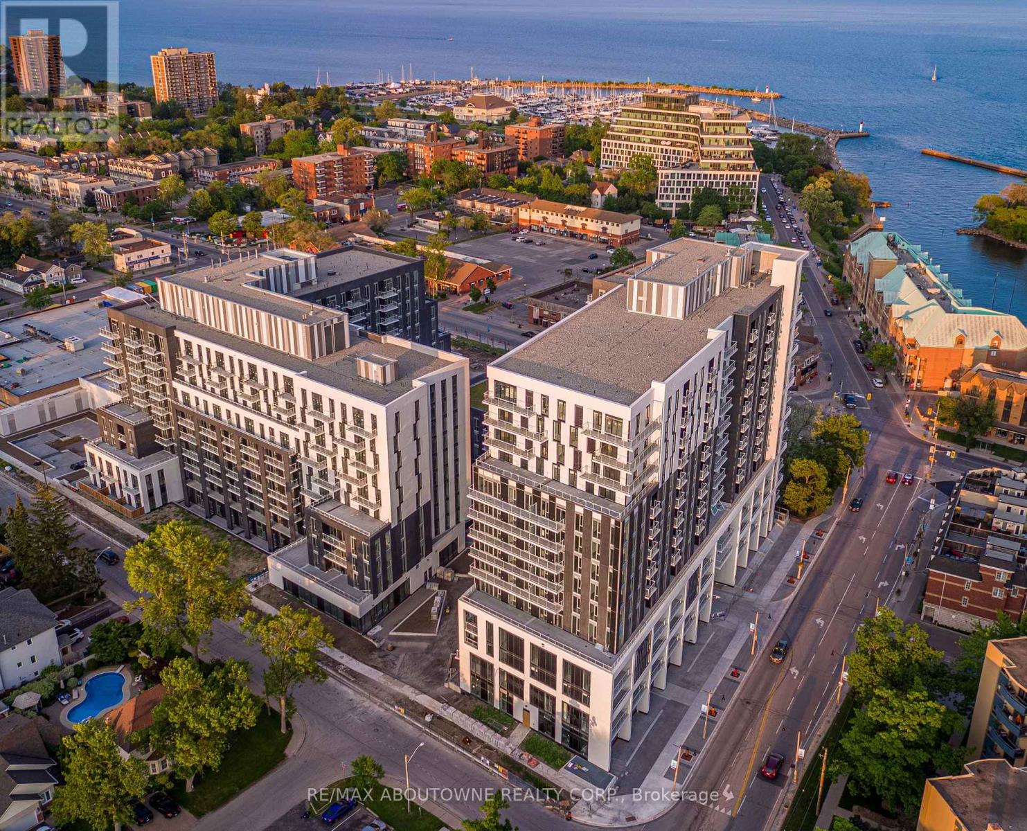 B0903 - 133 BRONTE ROAD, oakville (br bronte), Ontario