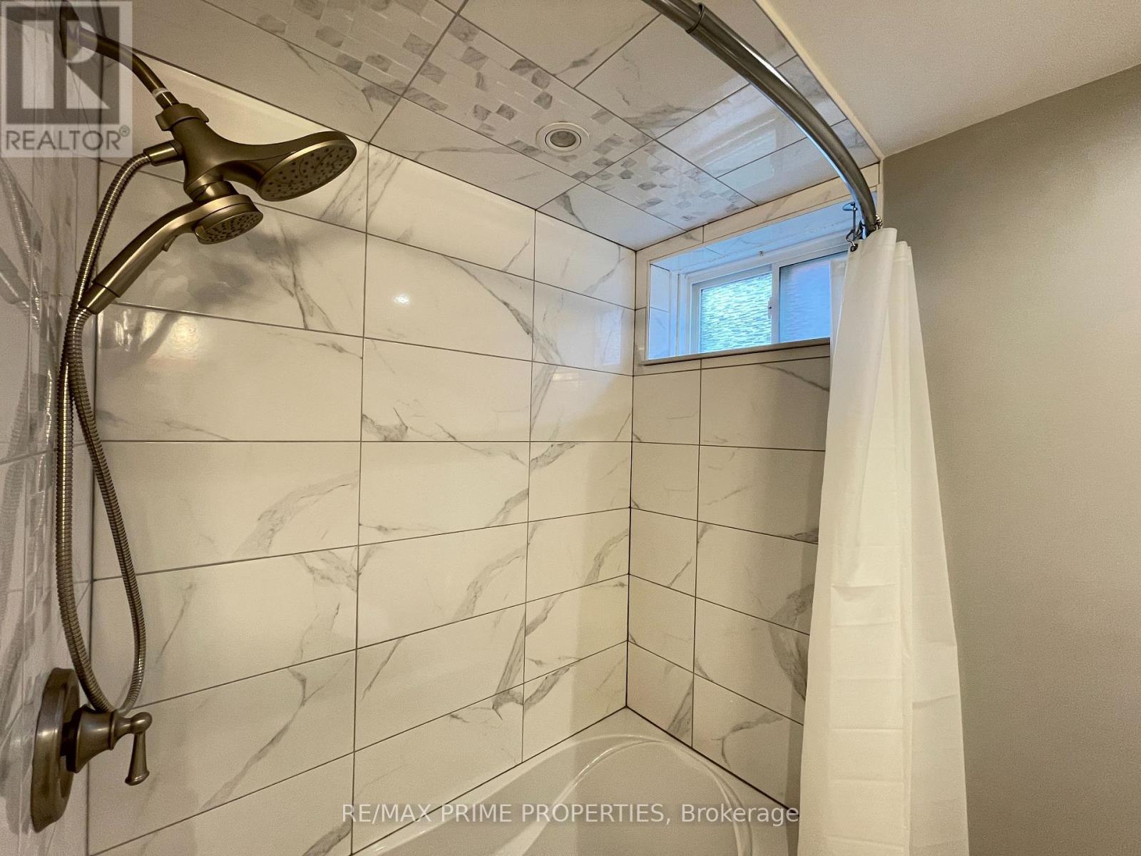 Lower - 315 Kirby Crescent, Newmarket, Ontario  L3X 1H2 - Photo 20 - N12758784