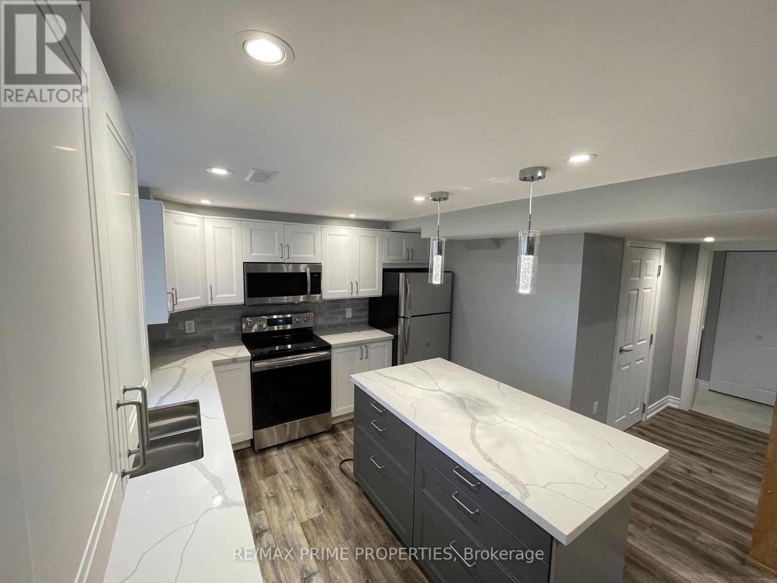 Lower - 315 Kirby Crescent, Newmarket, Ontario  L3X 1H2 - Photo 22 - N12758784