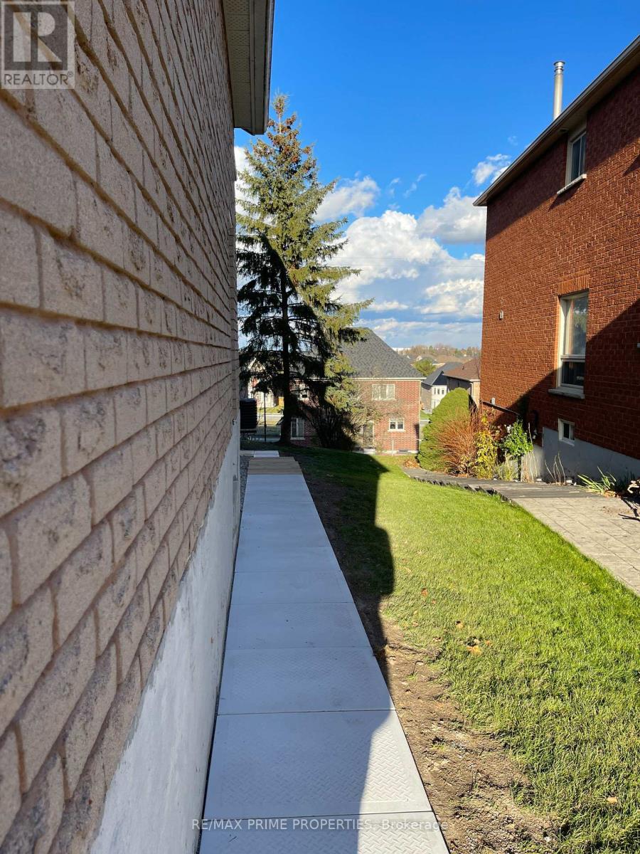 Lower - 315 Kirby Crescent, Newmarket, Ontario  L3X 1H2 - Photo 31 - N12758784