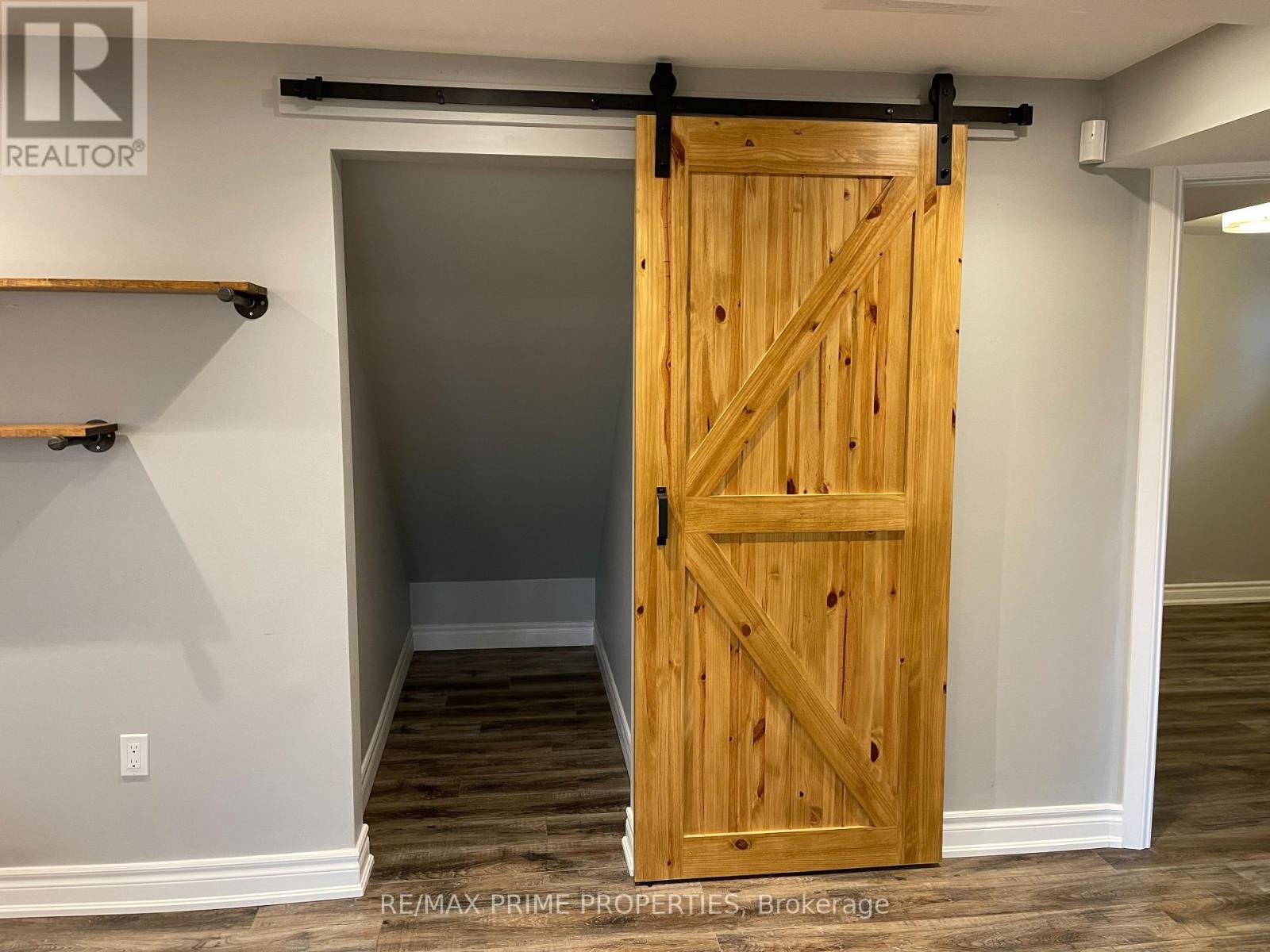 Lower - 315 Kirby Crescent, Newmarket, Ontario  L3X 1H2 - Photo 9 - N12758784