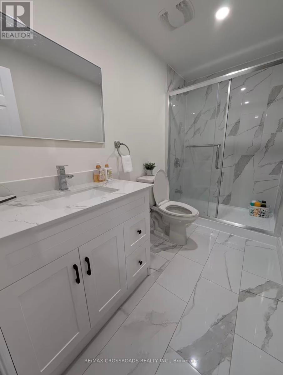 9 Albert Newell Drive, Markham, Ontario  L6B 1R8 - Photo 10 - N12758792