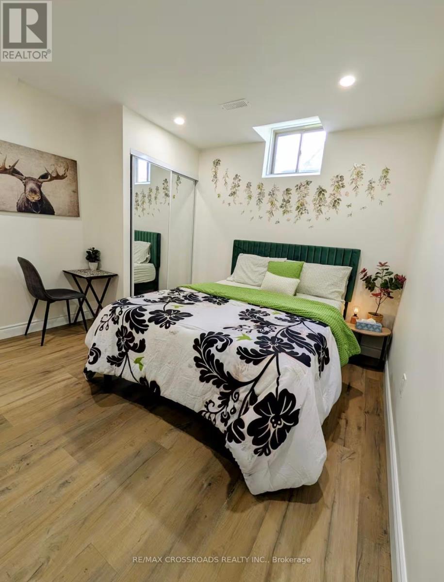 9 Albert Newell Drive, Markham, Ontario  L6B 1R8 - Photo 6 - N12758792